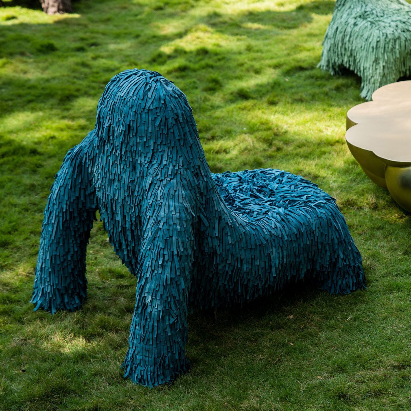 Italian-Style Minimalist Gorilla-Shaped Single Sofa Chair, Personalized Artistic Fiberglass Trendy Leisure Animal Chair - Image 3